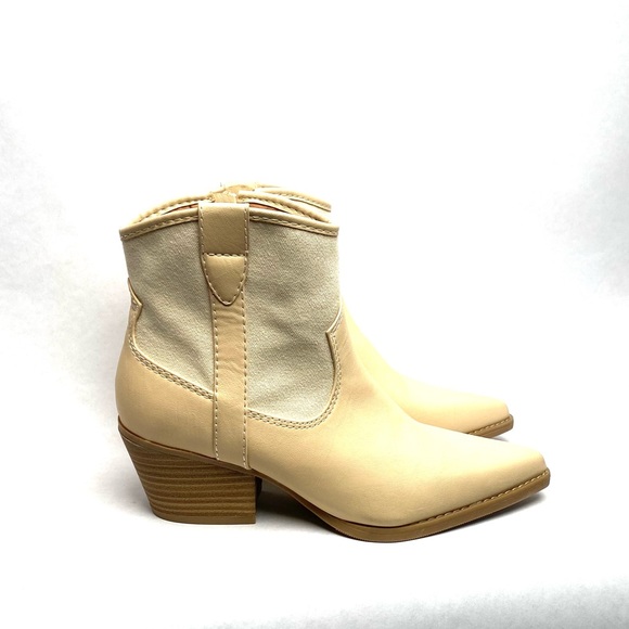 Universal Thread Women's Cream Kay Western Style Zip Boot/Bootie Size 7.5 NWT - Picture 2 of 12